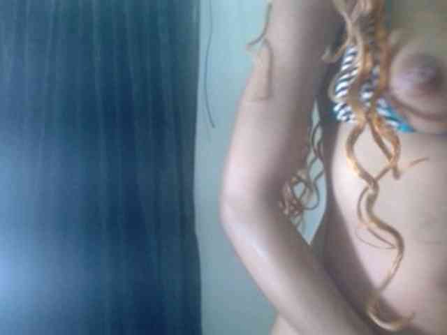 Pussyxwetx webcam