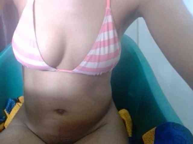 Pussyxwetx webcam