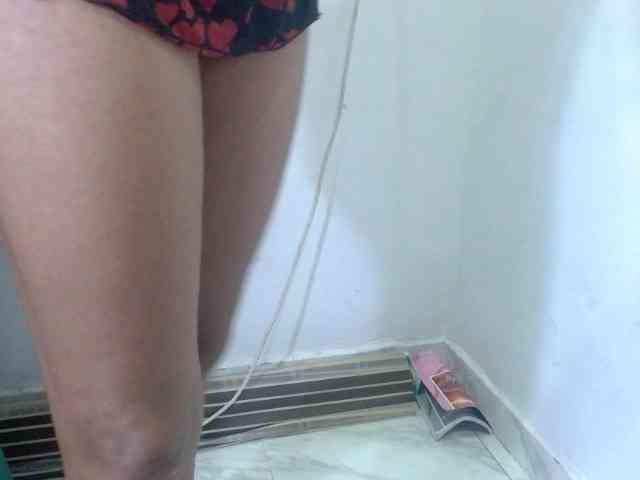 Pussyxwetx webcam