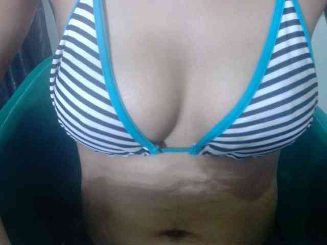 Pussyxwetx webcam