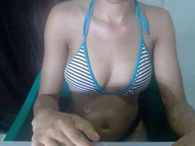 Pussyxwetx webcam