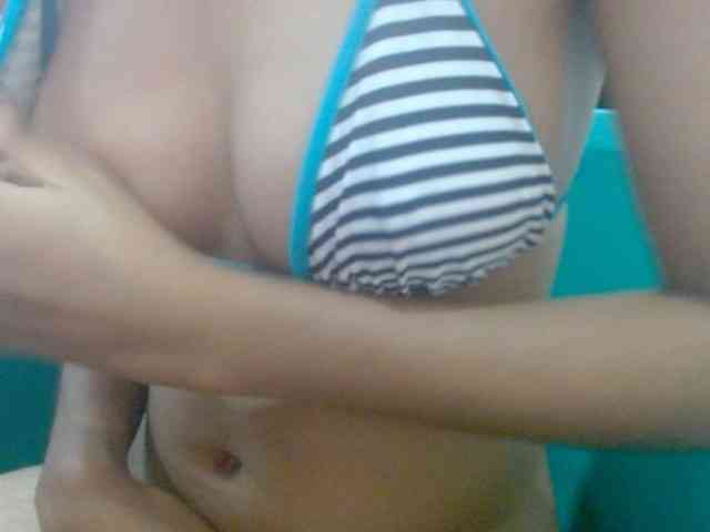 Pussyxwetx webcam