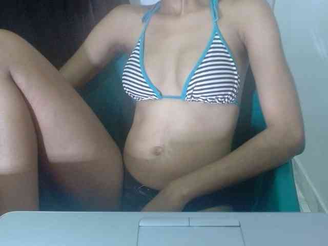 Pussyxwetx webcam