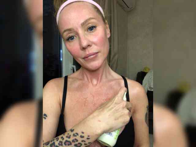 Leeloo_Lee_loo webcam