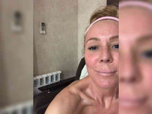 Leeloo_Lee_loo webcam