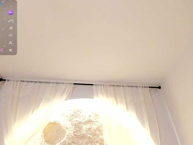 juliasprouse live cam on BongaCams