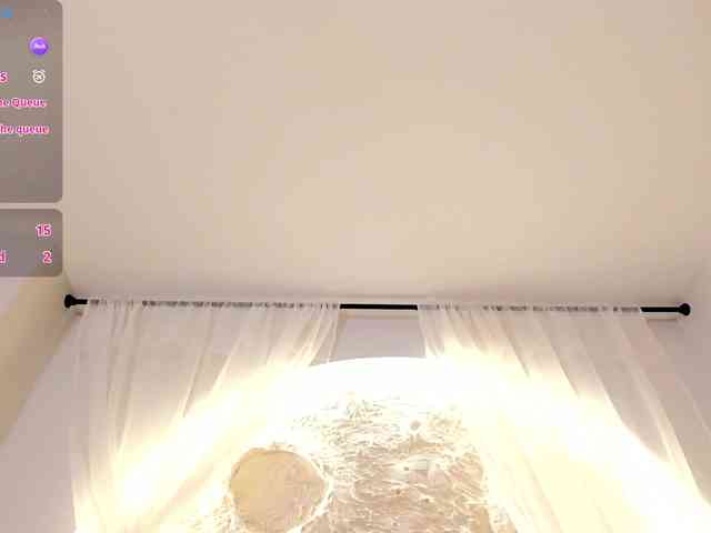 JuliaSprouse webcam