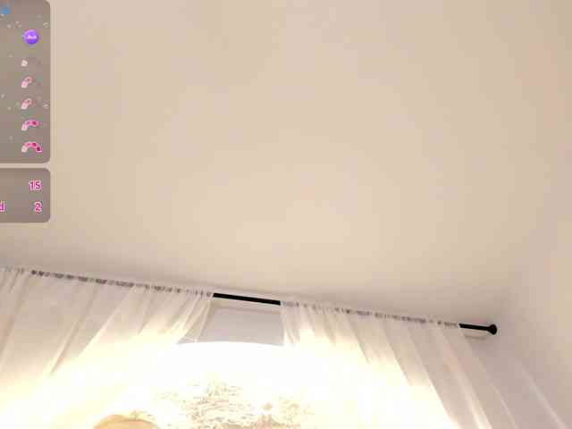 JuliaSprouse webcam