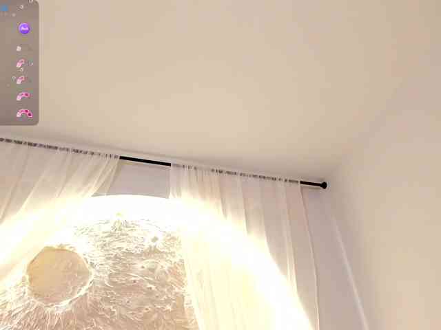 JuliaSprouse webcam