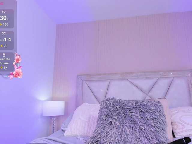 AdaraBell live cam on BongaCams