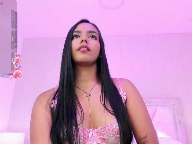 AdaraBell live cam on BongaCams