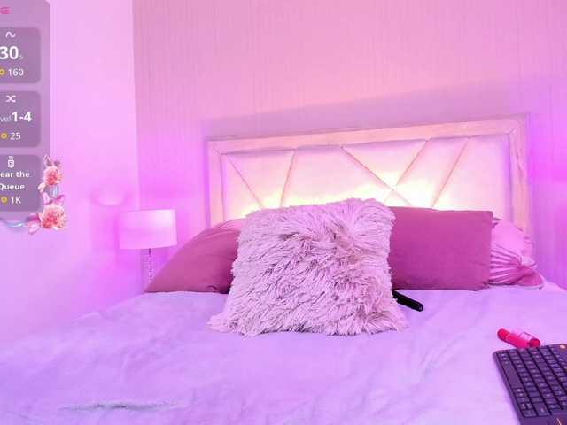 AdaraBell live cam on BongaCams