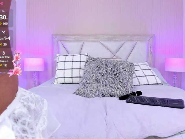 AdaraBell live cam on BongaCams