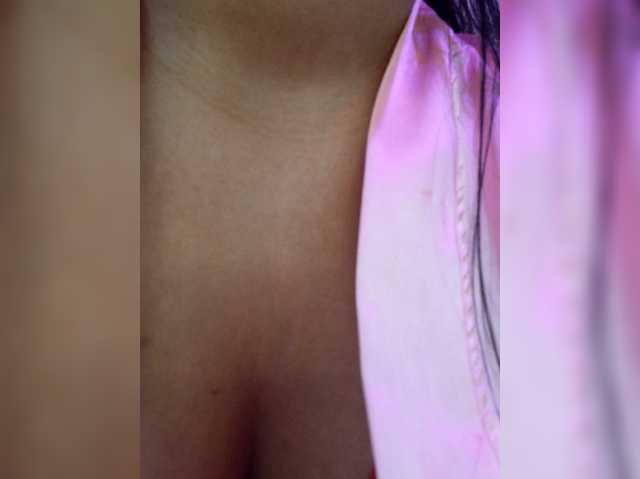 AdaraBell live cam on BongaCams