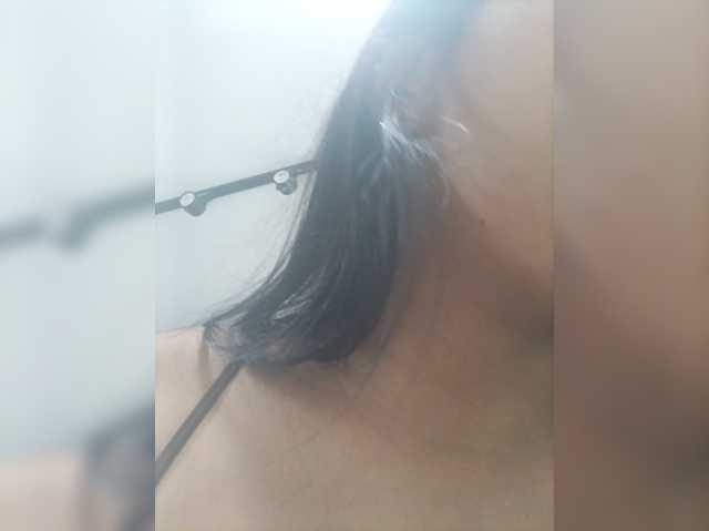 AdaraBell live cam on BongaCams