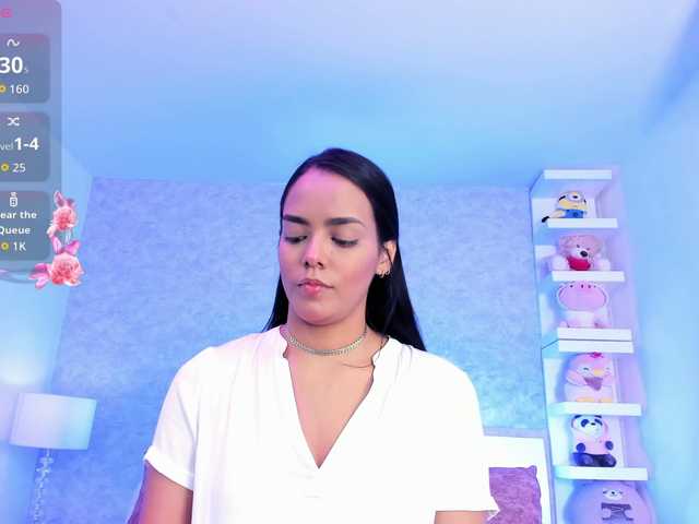 AdaraBell live cam on BongaCams