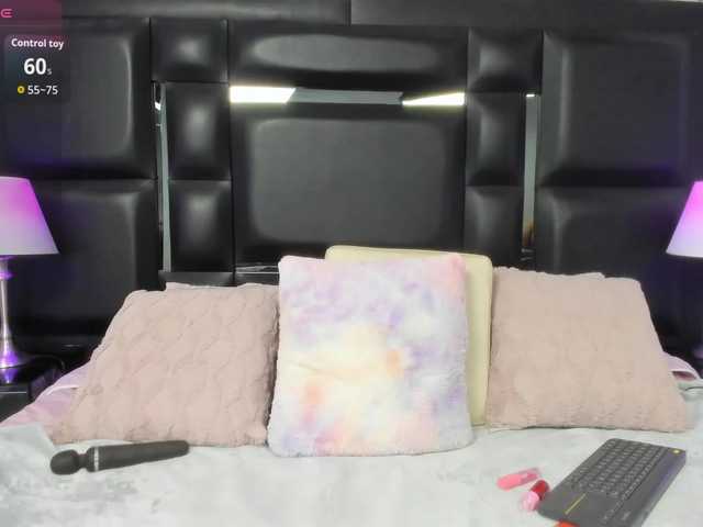 AdaraBell live cam