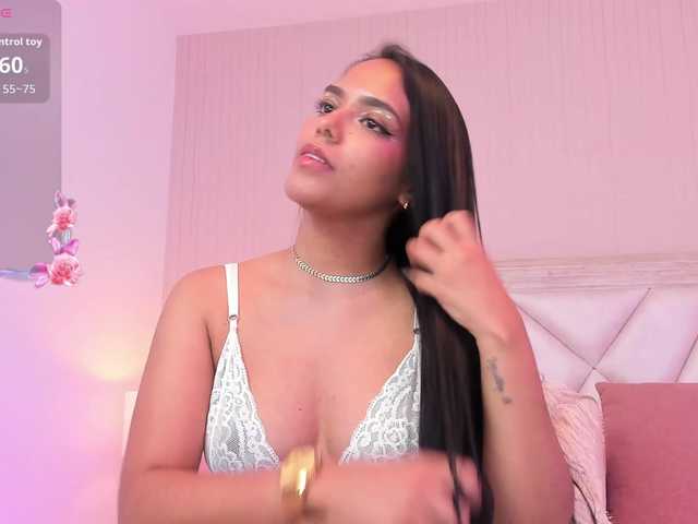 AdaraBell live cam on BongaCams