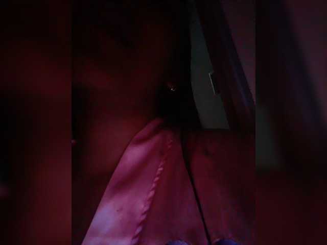 AdaraBell live cam on BongaCams