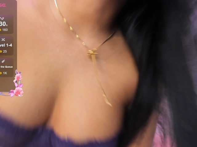 AdaraBell live cam on BongaCams