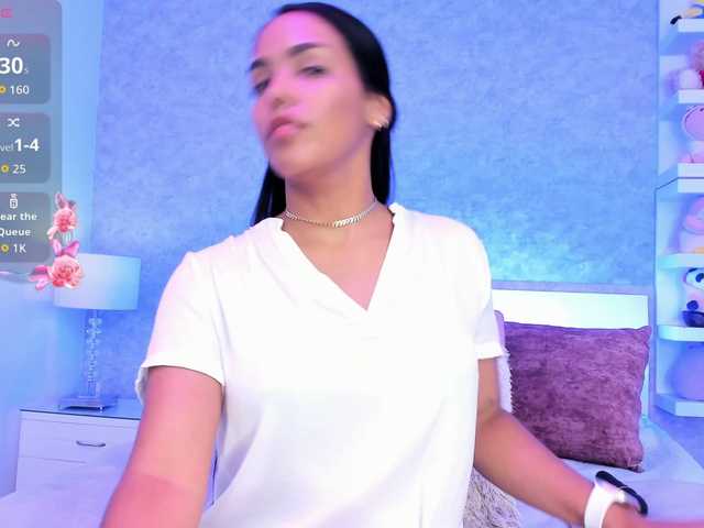 AdaraBell live cam on BongaCams