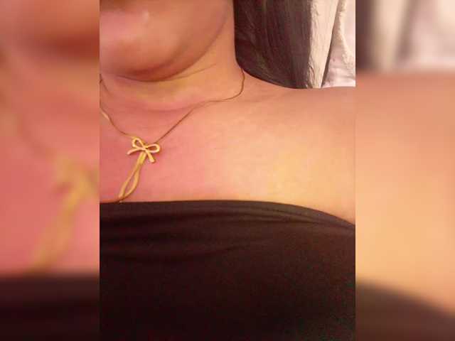 AdaraBell live cam on BongaCams