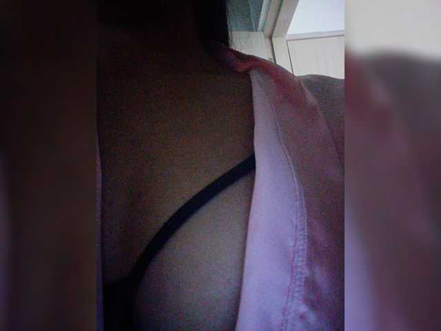 AdaraBell live cam on BongaCams