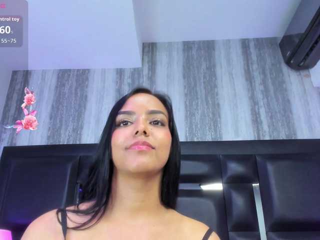 AdaraBell live cam on BongaCams