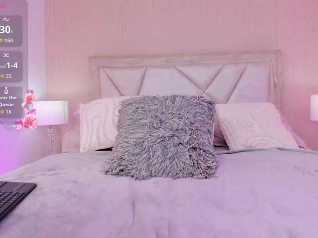 AdaraBell live cam on BongaCams