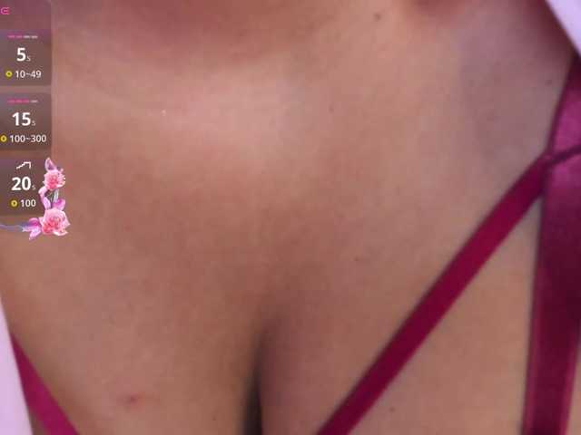 AdaraBell live cam on BongaCams