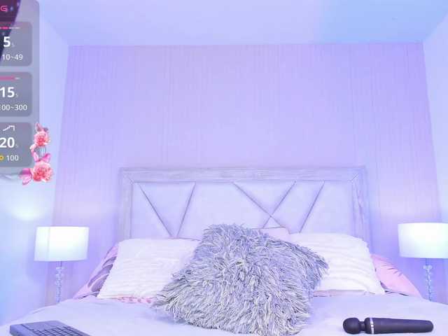 AdaraBell live cam on BongaCams