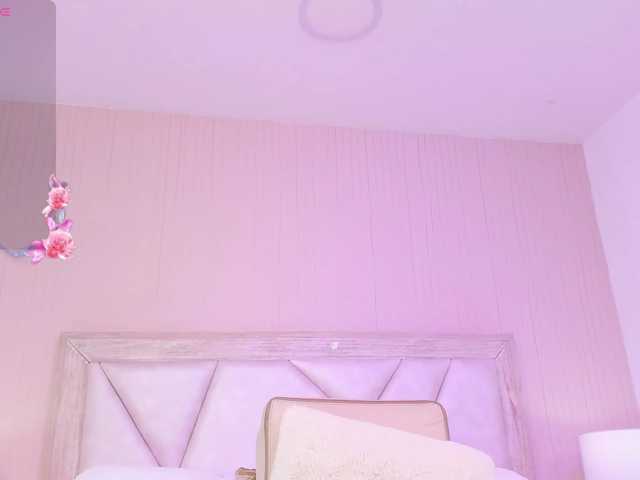 AdaraBell live cam on BongaCams