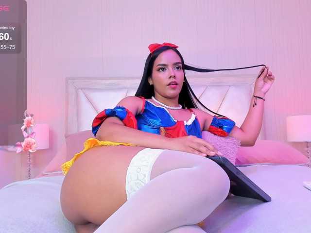 AdaraBell live cam on BongaCams