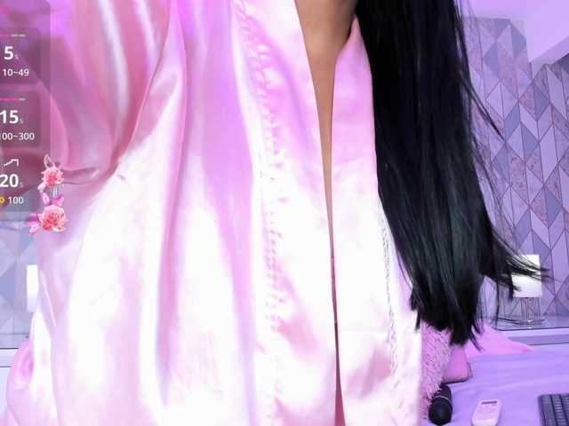 AdaraBell live cam on BongaCams