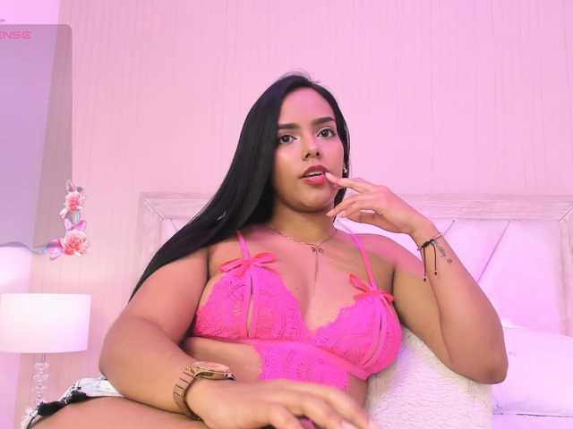 AdaraBell live cam on BongaCams