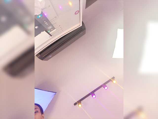 AdaraBell live cam on BongaCams