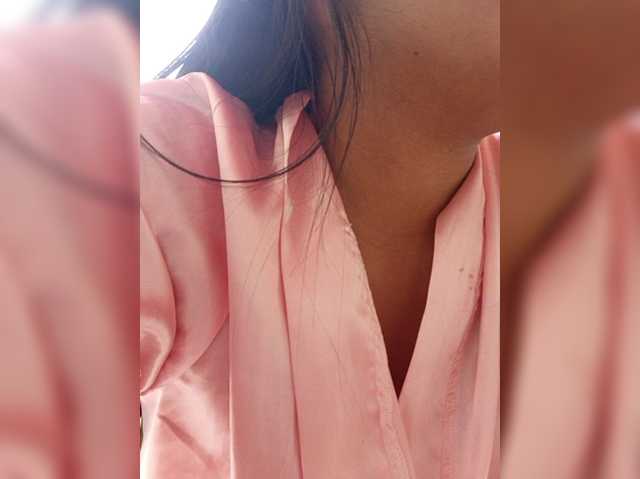 AdaraBell live cam on BongaCams