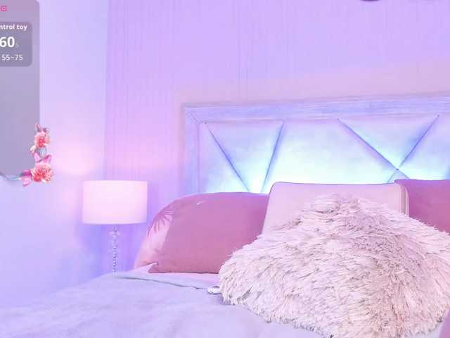 AdaraBell live cam on BongaCams