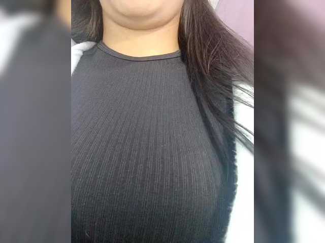 AdaraBell live cam on BongaCams