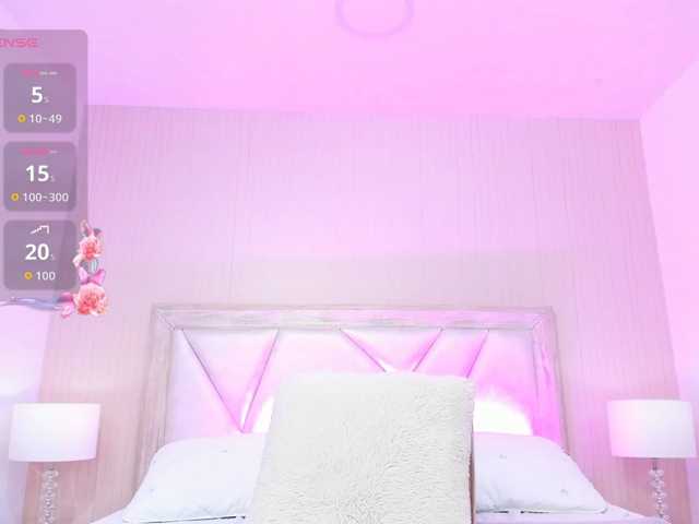 AdaraBell live cam on BongaCams