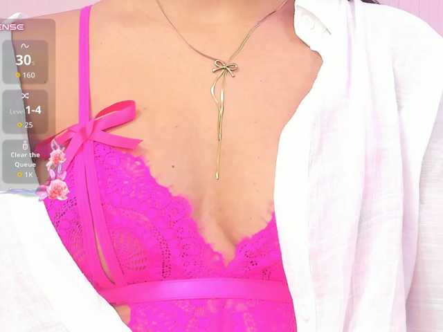 AdaraBell live cam on BongaCams