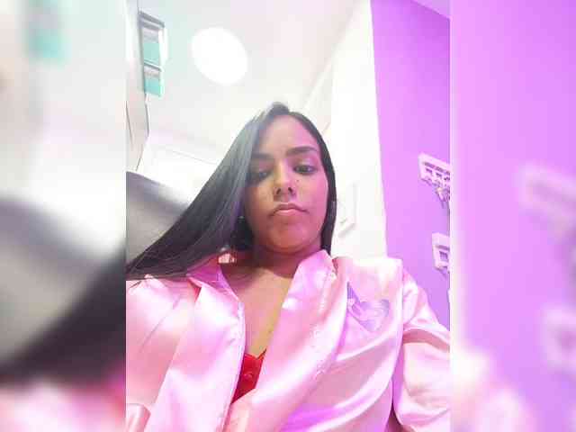 Model: AdaraBell
