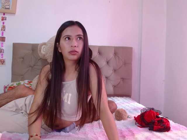 Hotlatinduo live cam on BongaCams