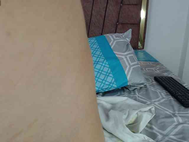 mia2902 webcam