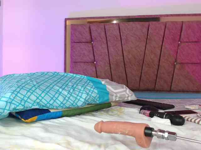 mia2902 webcam