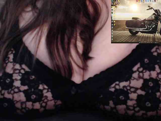 EllyGina webcam