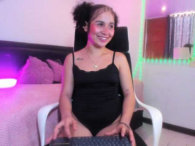 zara-rosse live cam on BongaCams