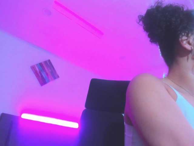 zara-rosse live cam on BongaCams