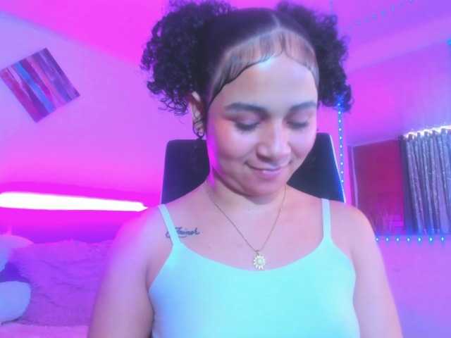zara-rosse live cam on BongaCams
