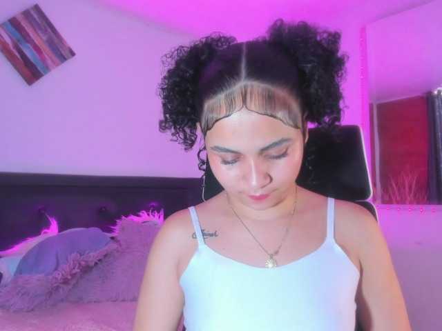 zara-rosse live cam on BongaCams